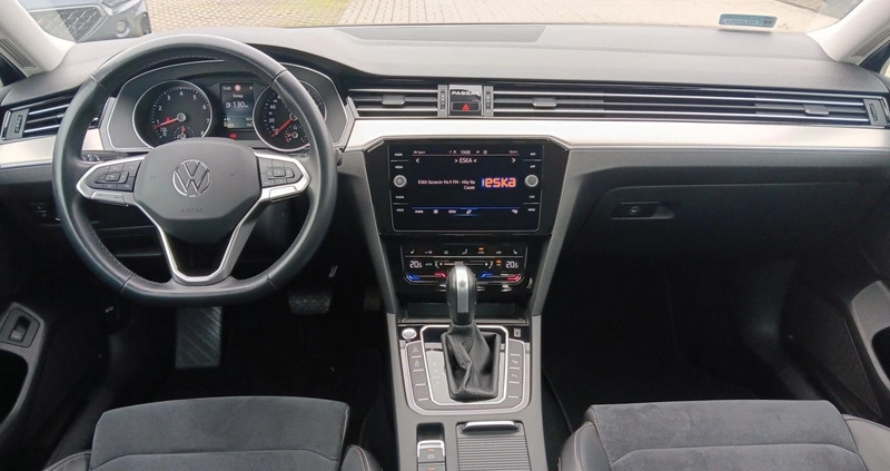 Volkswagen Passat cena 96900 przebieg: 65029, rok produkcji 2020 z Buk małe 742